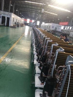30kW CO2 ปั๊มความร้อนแหล่งอากาศที่อุณหภูมิน้ำออกประมาณ 80 ° C